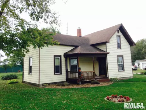 303 E Main St, Tallula, IL 62688 photo 1