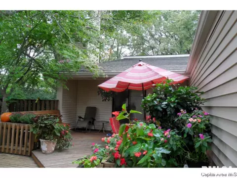 47 Country Pl, Springfield, IL 62703 photo 1