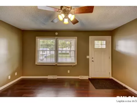 2916 Sandgate Rd, Springfield, IL 62702 photo 2