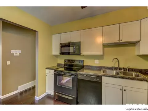 2916 Sandgate Rd, Springfield, IL 62702 photo 9