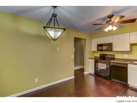 2916 Sandgate Rd, Springfield, IL 62702 photo 13