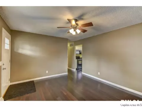 2916 Sandgate Rd, Springfield, IL 62702 photo 5