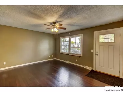 2916 Sandgate Rd, Springfield, IL 62702 photo 3