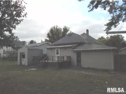 905 N Main St, Abingdon, IL 61410 photo 5