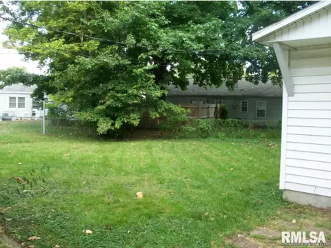 8 Reed Ct, Springfield, IL 62704 photo 5