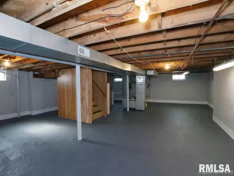 1020 W Maple Ave S, Springfield, IL 62704 photo 17