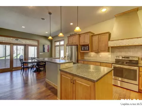 7421 Torrington Way, Springfield, IL 62711 photo 8