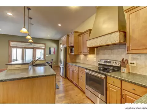 7421 Torrington Way, Springfield, IL 62711 photo 10