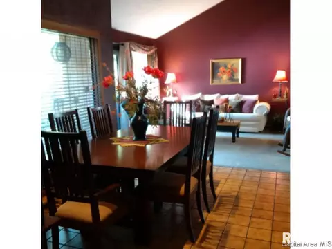 16 Sarah, Springfield, IL 62703 photo 9