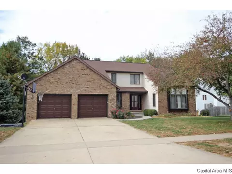 605 Tecumseh Trl, Springfield, IL 62707 photo 1