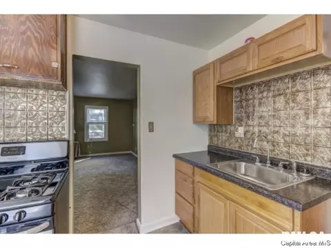 1700 N 20th, Springfield, IL 62702 photo 11