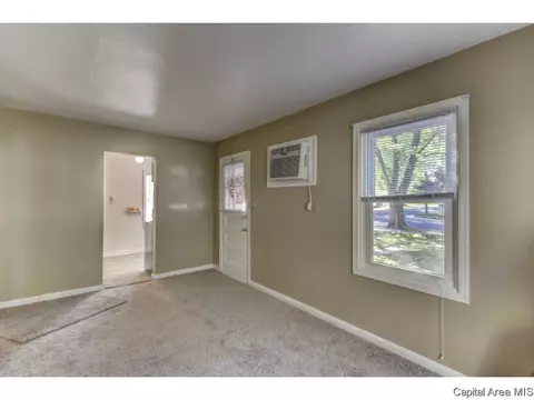 1700 N 20th, Springfield, IL 62702 photo 5