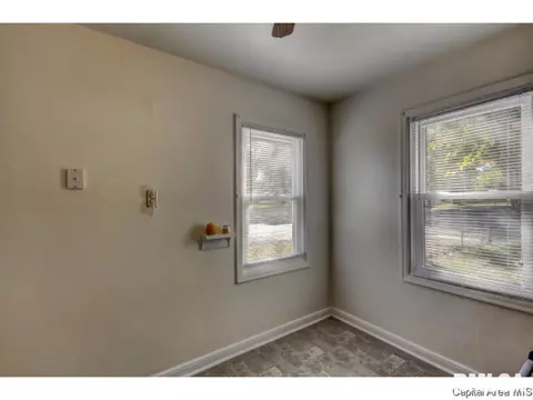 1700 N 20th, Springfield, IL 62702 photo 16