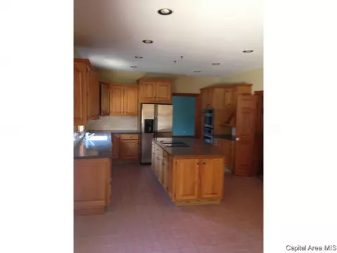424 Clipper, Springfield, IL 62711 photo 3