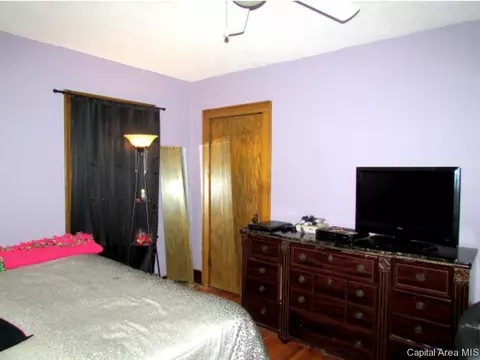 2209 S 6th Street St, Springfield, IL 62703 photo 8