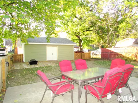 2209 S 6th Street St, Springfield, IL 62703 photo 15