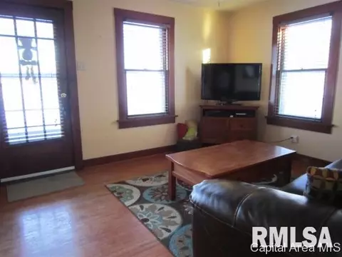 2335 S 7th, Springfield, IL 62703 photo 3