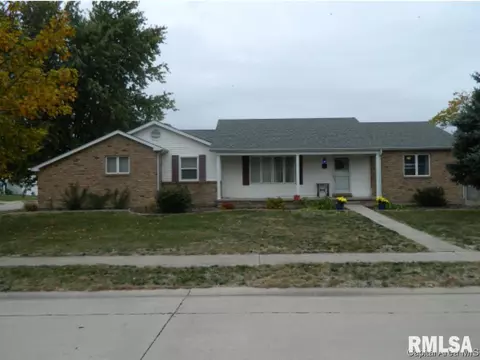 3305 Rawlngs Dr, Springfield, IL 62704 photo 1