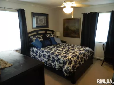 3305 Rawlngs Dr, Springfield, IL 62704 photo 7
