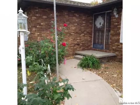 3404 St Francis, Springfield, IL 62703 photo 2