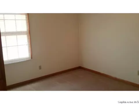 106 Genoa Dr, Springfield, IL 62703 photo 8