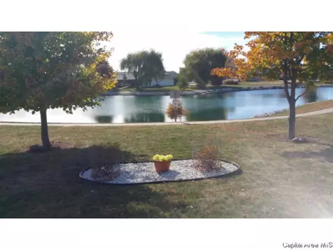 106 Genoa Dr, Springfield, IL 62703 photo 1