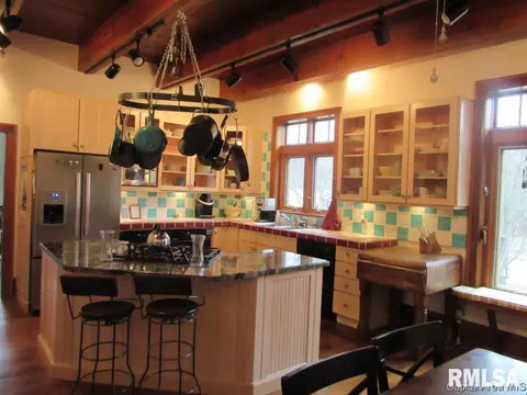 55 Forest Rdg, Springfield, IL 62712 photo 4