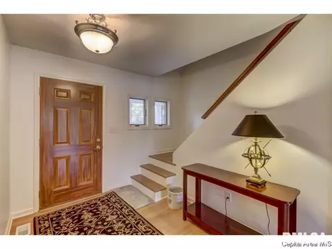 8 Long Bay, Springfield, IL 62712 photo 3