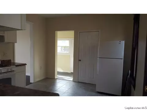 1501 N 9th, Springfield, IL 62702 photo 9