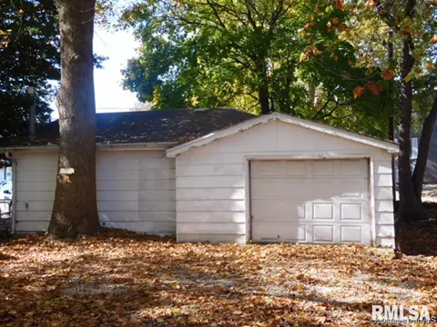 2731 S State St, Springfield, IL 62704 photo 4