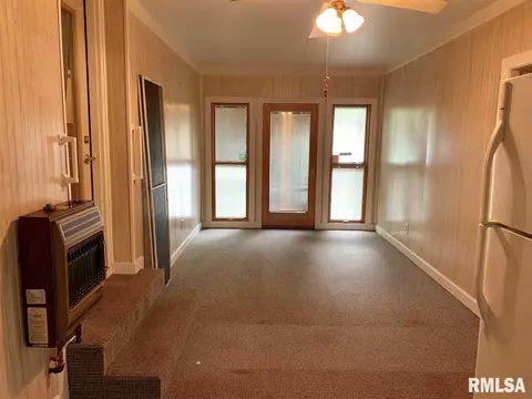 2 Glen Aire Dr, Springfield, IL 62703 photo 3