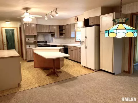 2 Glen Aire Dr, Springfield, IL 62703 photo 7