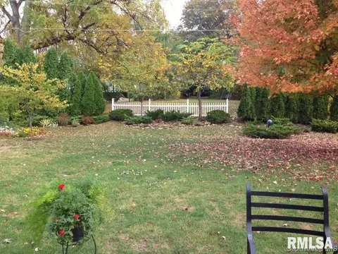 401 N Maple St, Abingdon, IL 61410 photo 26