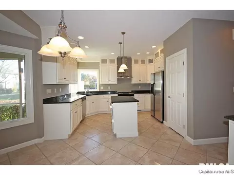 3505 Sandpiper Dr, Springfield, IL 62711 photo 8