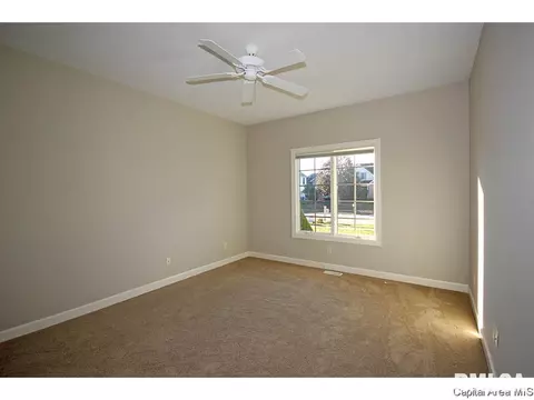 3505 Sandpiper Dr, Springfield, IL 62711 photo 18