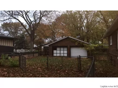 1921 Cardinal Dr, Springfield, IL 62704 photo 3