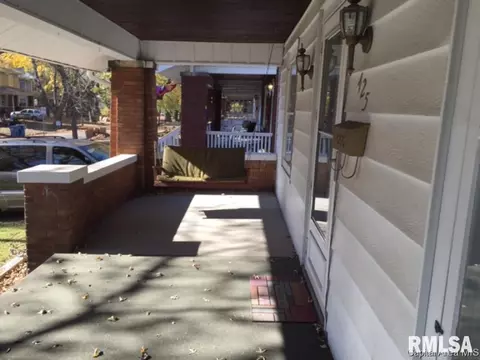 425 W Cook St, Springfield, IL 62704 photo 2
