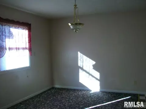 1524 S 16th, Springfield, IL 62703 photo 3