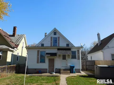 1251 Monument, Springfield, IL 62702 photo 4