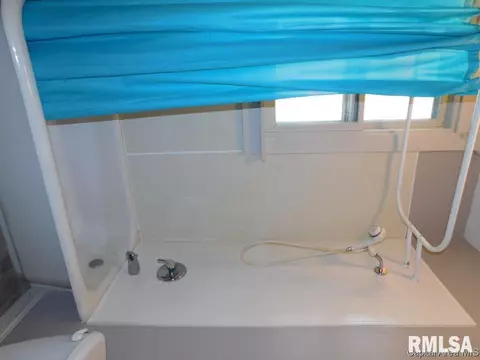1251 Monument, Springfield, IL 62702 photo 14