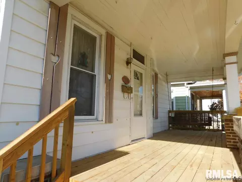 1251 Monument, Springfield, IL 62702 photo 2