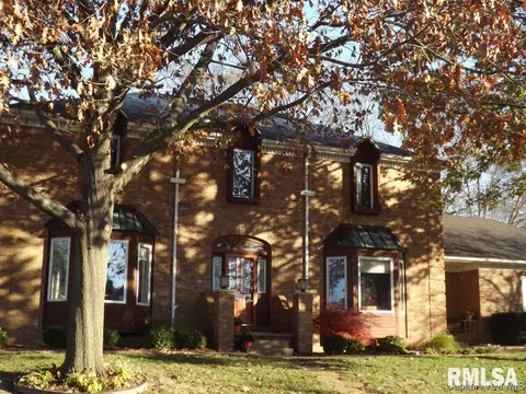 409 Mill Bank Ln, Springfield, IL 62704 photo 2