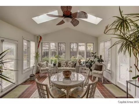 409 Mill Bank Ln, Springfield, IL 62704 photo 30