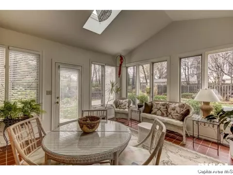 409 Mill Bank Ln, Springfield, IL 62704 photo 31