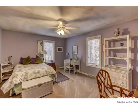 409 Mill Bank Ln, Springfield, IL 62704 photo 23