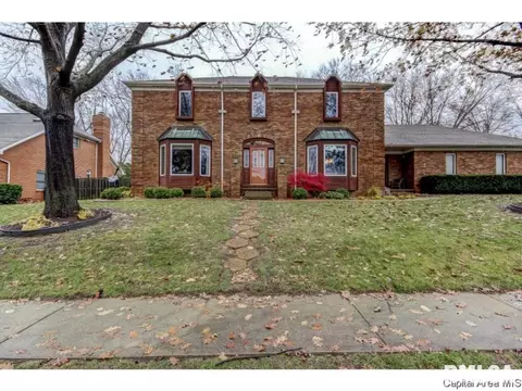 409 Mill Bank Ln, Springfield, IL 62704 photo 1