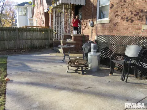 418 W Allen St, Springfield, IL 62704 photo 33