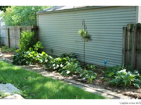 418 W Allen St, Springfield, IL 62704 photo 36