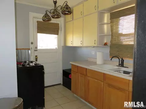 418 W Allen St, Springfield, IL 62704 photo 7