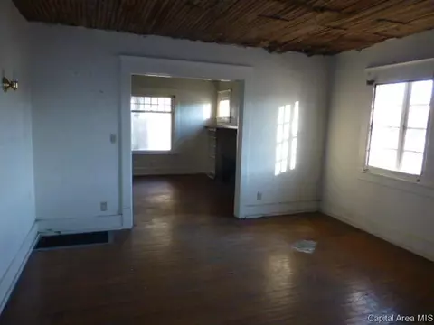 2003 S 11th, Springfield, IL 62703 photo 6
